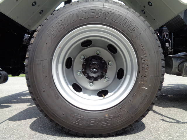 三菱ふそうファイターコンテナ専用車中型（4t）[写真28]