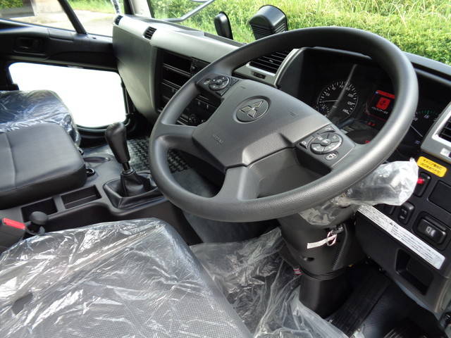 三菱ふそうファイターコンテナ専用車中型（4t）[写真29]