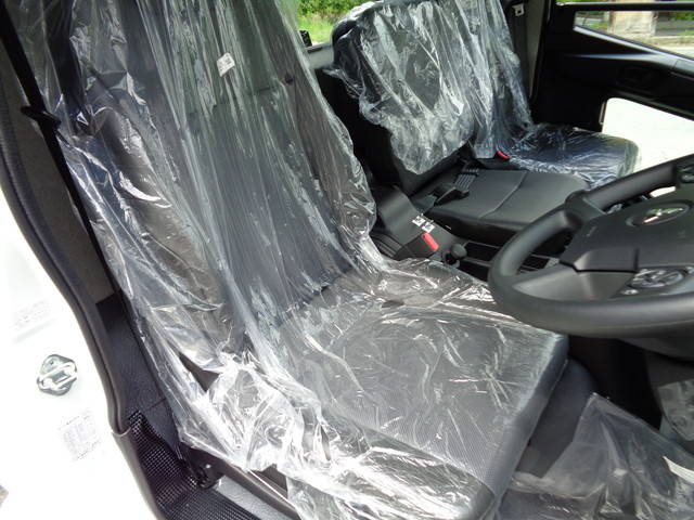 三菱ふそうファイターコンテナ専用車中型（4t）[写真30]