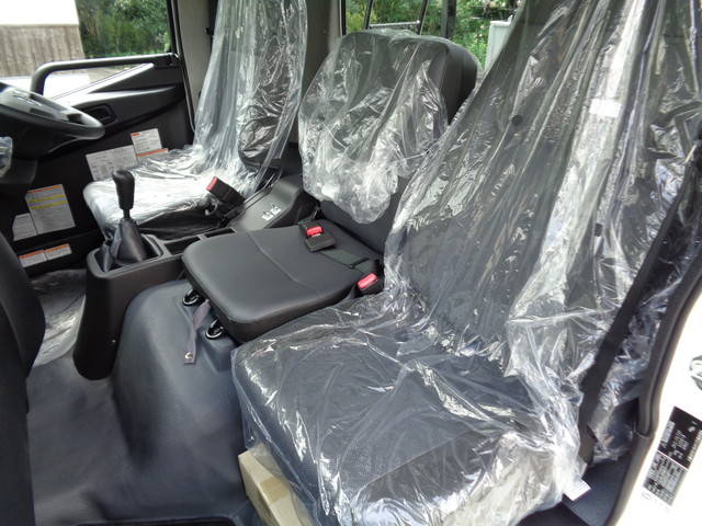 三菱ふそうファイターコンテナ専用車中型（4t）[写真32]