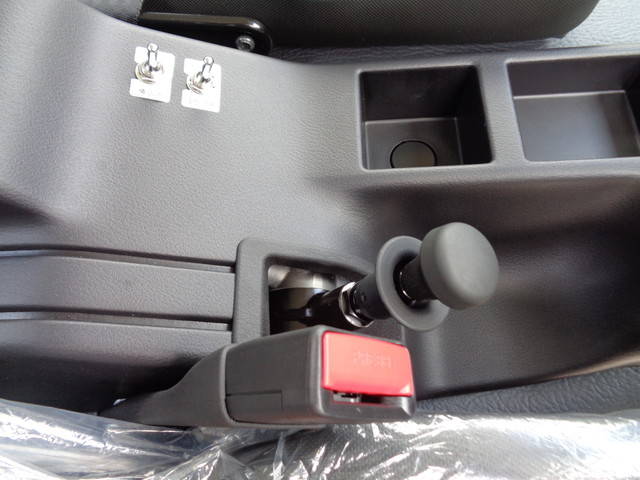 三菱ふそうファイターコンテナ専用車中型（4t）[写真38]