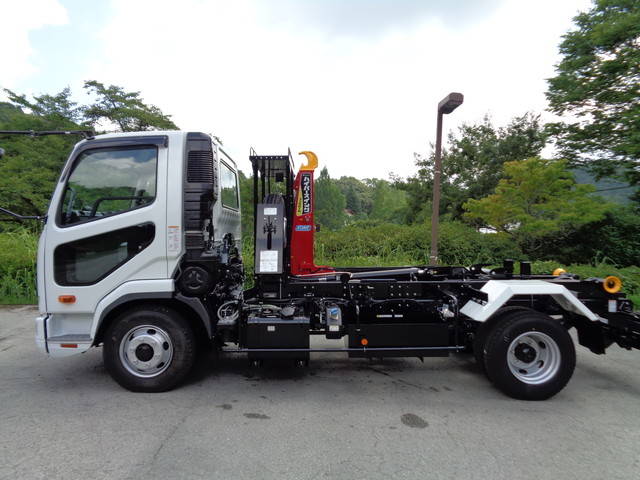 三菱ふそうファイターコンテナ専用車中型（4t）[写真05]