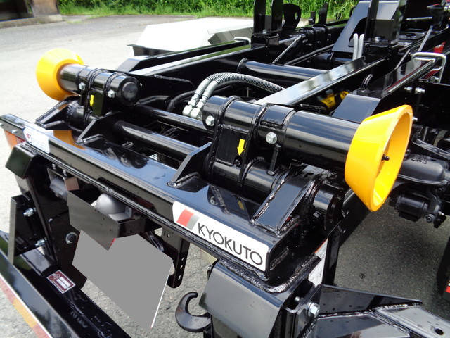 三菱ふそうファイターコンテナ専用車中型（4t）[写真08]