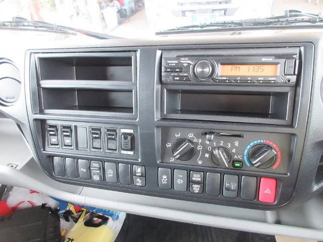 日野デュトロアルミウイング小型（2t・3t）[写真16]