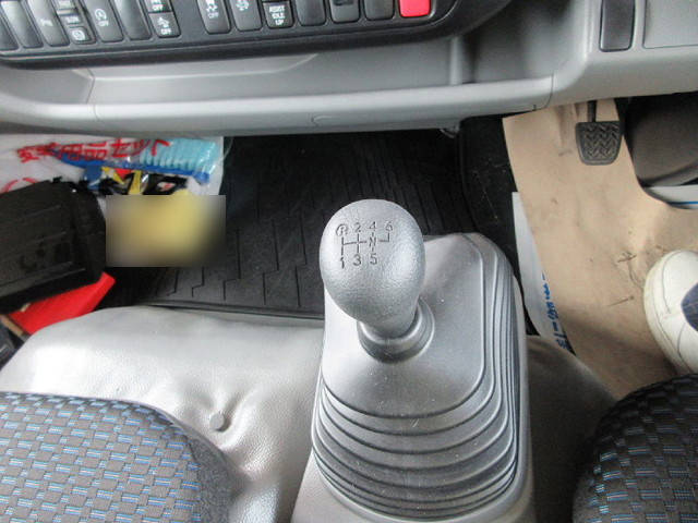 日野デュトロアルミウイング小型（2t・3t）[写真17]