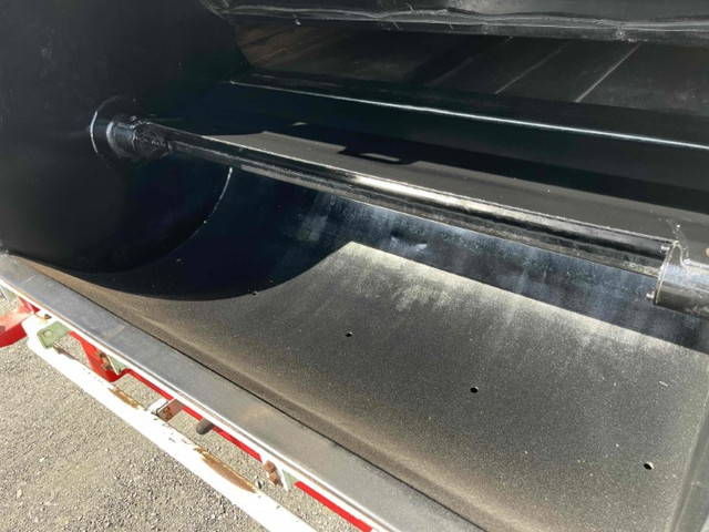 UDトラックスコンドルパッカー車（塵芥車）小型（2t・3t）[写真10]