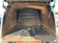 UDトラックスコンドルパッカー車（塵芥車）小型（2t・3t）[写真13]