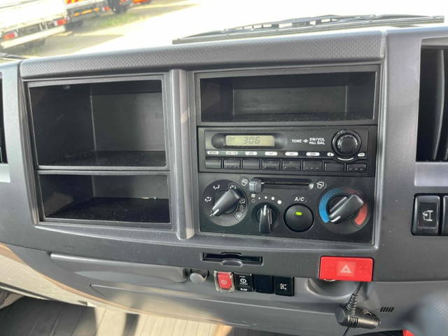 UDトラックスコンドルパッカー車（塵芥車）小型（2t・3t）[写真34]