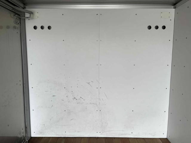 いすゞエルフアルミバン小型（2t・3t）[写真13]