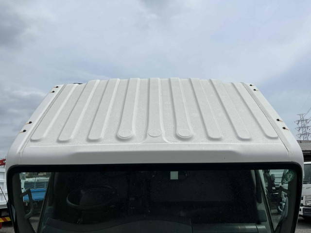 いすゞエルフアルミバン小型（2t・3t）[写真23]