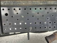 いすゞエルフアルミバン小型（2t・3t）[写真32]