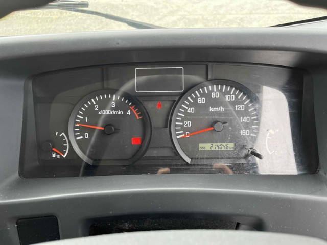 いすゞエルフアルミバン小型（2t・3t）[写真36]