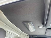 いすゞエルフアルミバン小型（2t・3t）[写真40]