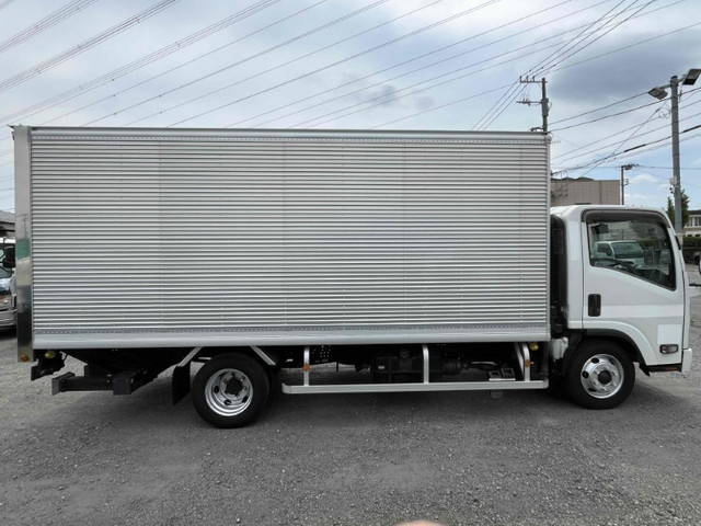 いすゞエルフアルミバン小型（2t・3t）[写真04]
