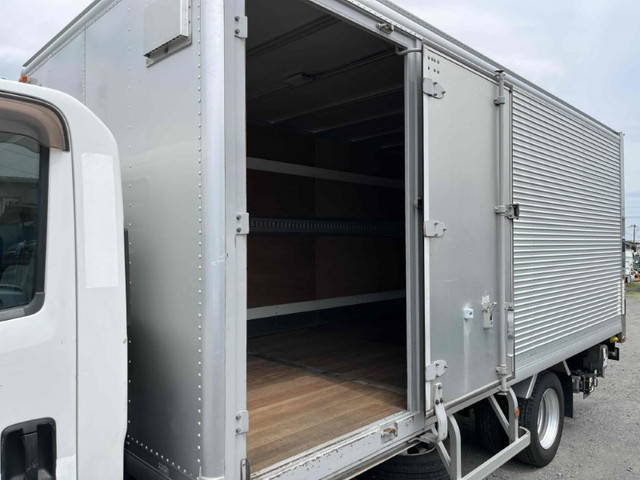 いすゞエルフアルミバン小型（2t・3t）[写真07]