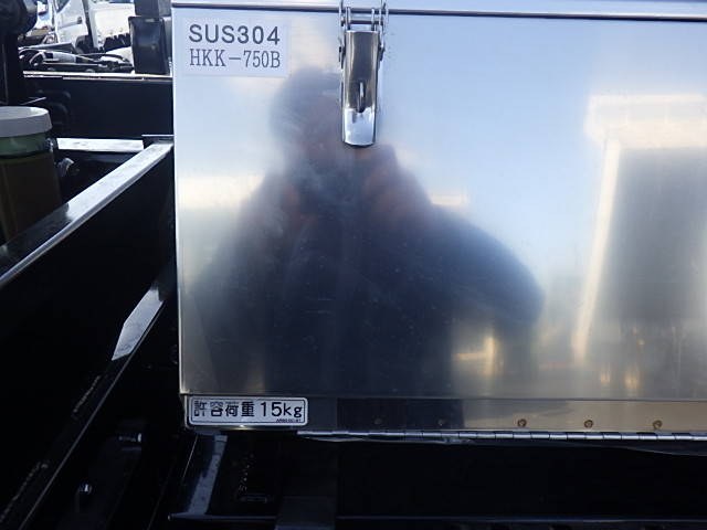 三菱ふそうスーパーグレートダンプ大型（10t）[写真18]