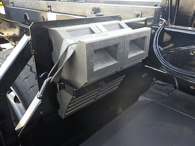 三菱ふそうスーパーグレートダンプ大型（10t）[写真20]