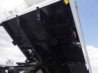 三菱ふそうスーパーグレートダンプ大型（10t）[写真24]