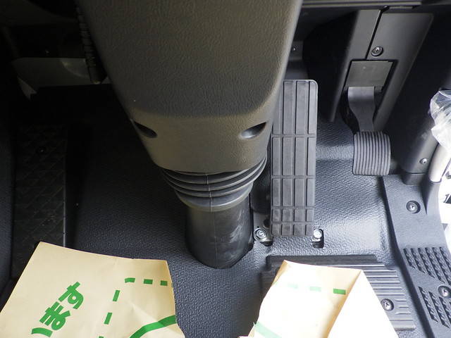 三菱ふそうスーパーグレートダンプ大型（10t）[写真31]