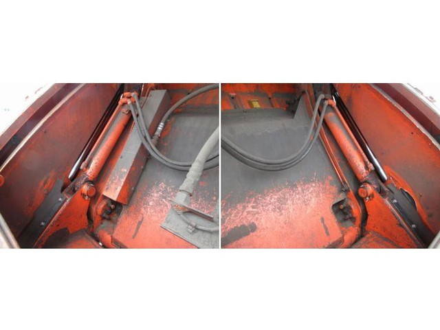 いすゞフォワードパッカー車（塵芥車）中型（4t）[写真27]