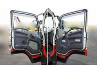 いすゞフォワードパッカー車（塵芥車）中型（4t）[写真35]