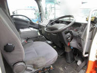 いすゞフォワードパッカー車（塵芥車）中型（4t）[写真36]