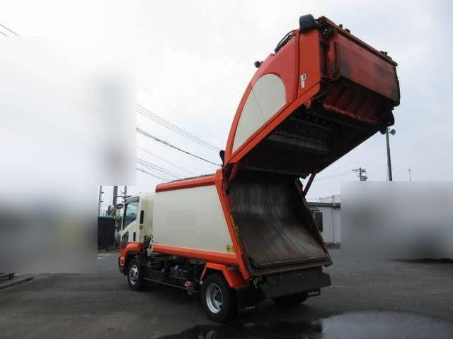 いすゞフォワードパッカー車（塵芥車）中型（4t）[写真05]