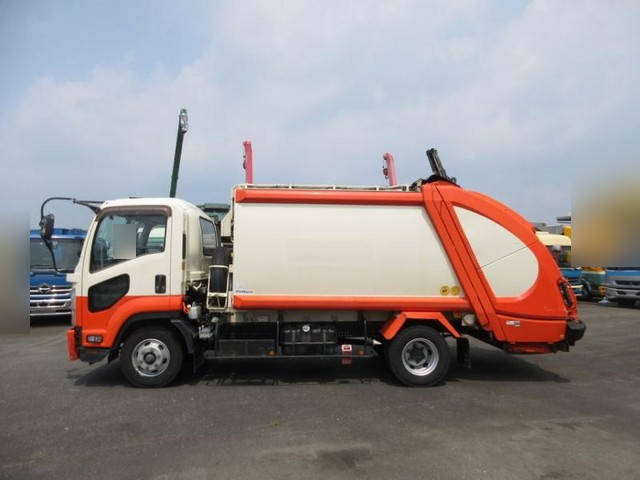 いすゞフォワードパッカー車（塵芥車）中型（4t）[写真09]