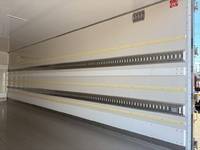 三菱ふそうファイター冷凍車（冷蔵車）中型（4t）[写真11]