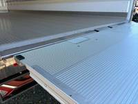 三菱ふそうファイター冷凍車（冷蔵車）中型（4t）[写真14]