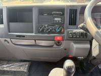 いすゞエルフクレーン4段小型（2t・3t）[写真20]