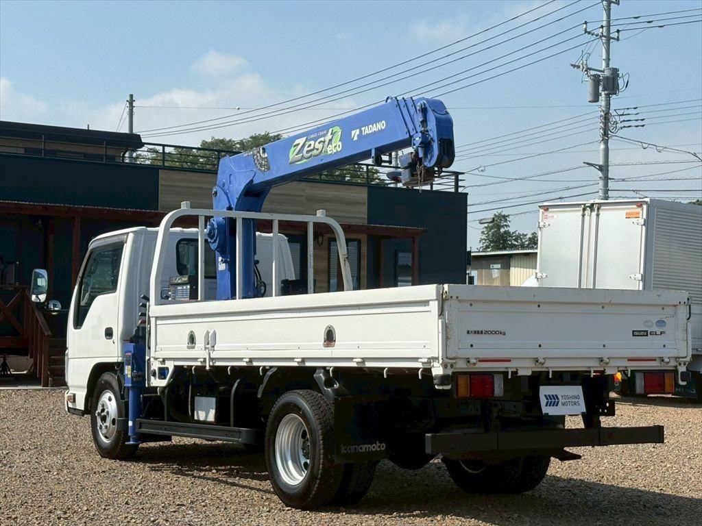 いすゞエルフクレーン4段小型（2t・3t）[写真02]