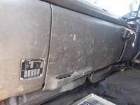 いすゞフォワードクレーン3段増トン（6t・8t）[写真28]