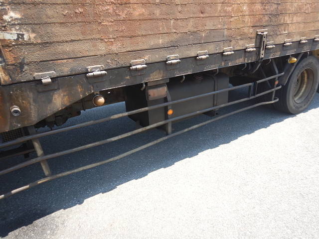 いすゞフォワードクレーン3段増トン（6t・8t）[写真28]