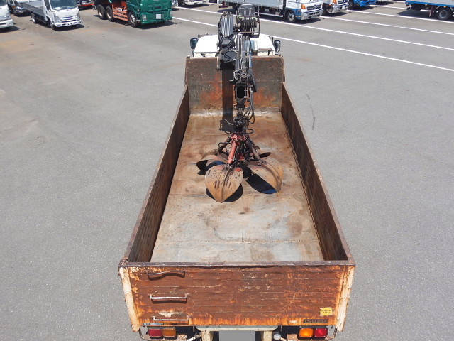 いすゞフォワードクレーン3段増トン（6t・8t）[写真06]