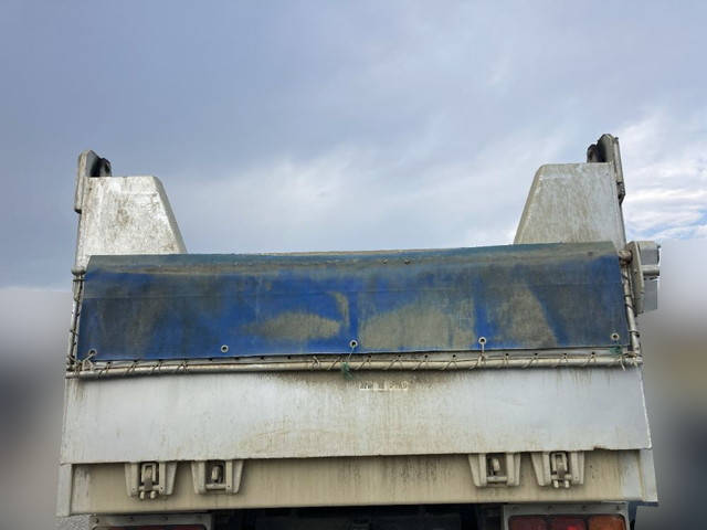 三菱ふそうファイターダンプ増トン（6t・8t）[写真08]