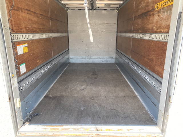 いすゞエルフアルミウイング小型（2t・3t）[写真12]