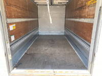 いすゞエルフアルミウイング小型（2t・3t）[写真12]