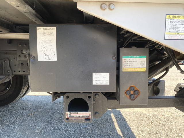 いすゞエルフアルミウイング小型（2t・3t）[写真15]