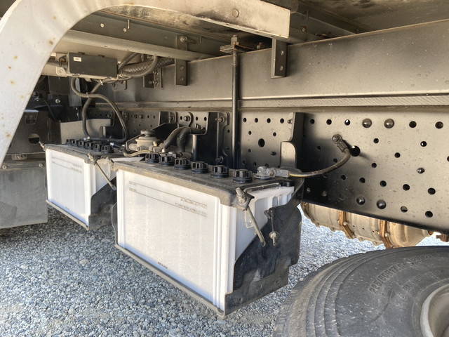 いすゞエルフアルミウイング小型（2t・3t）[写真18]