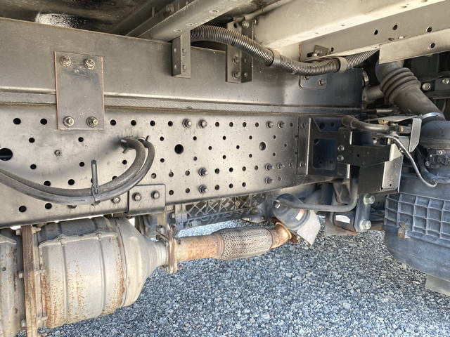 いすゞエルフアルミウイング小型（2t・3t）[写真20]