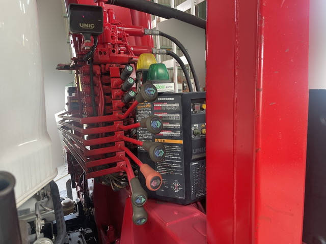 いすゞフォワードセルフクレーン5段増トン（6t・8t）[写真11]