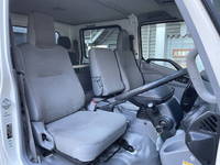 日野デュトロダブルキャブ（Wキャブ）小型（2t・3t）[写真18]