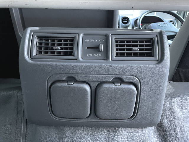 日野デュトロダブルキャブ（Wキャブ）小型（2t・3t）[写真23]