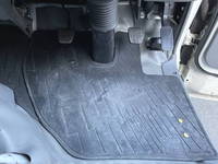 日野デュトロダブルキャブ（Wキャブ）小型（2t・3t）[写真29]