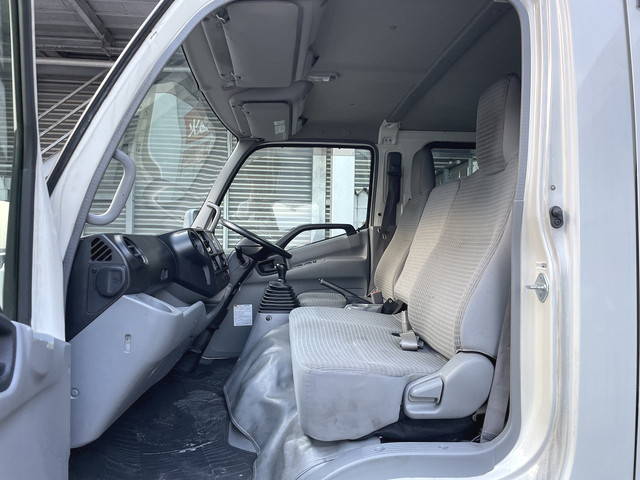 日野デュトロダブルキャブ（Wキャブ）小型（2t・3t）[写真29]