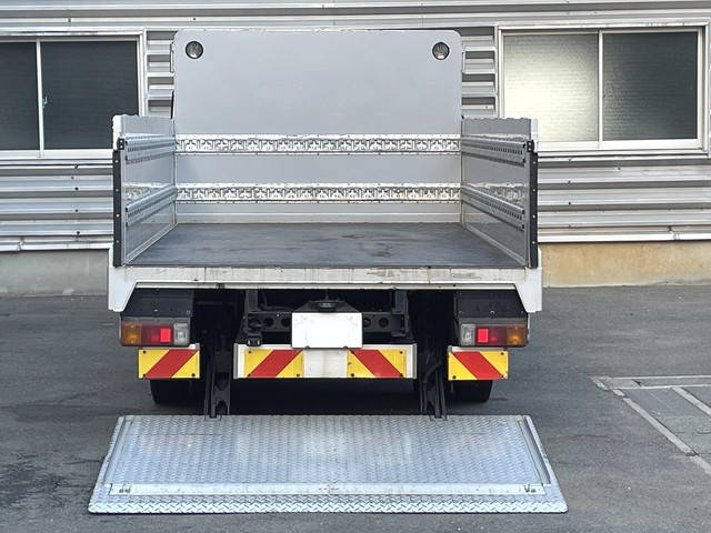 日野デュトロダブルキャブ（Wキャブ）小型（2t・3t）[写真03]