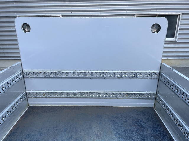 日野デュトロダブルキャブ（Wキャブ）小型（2t・3t）[写真08]