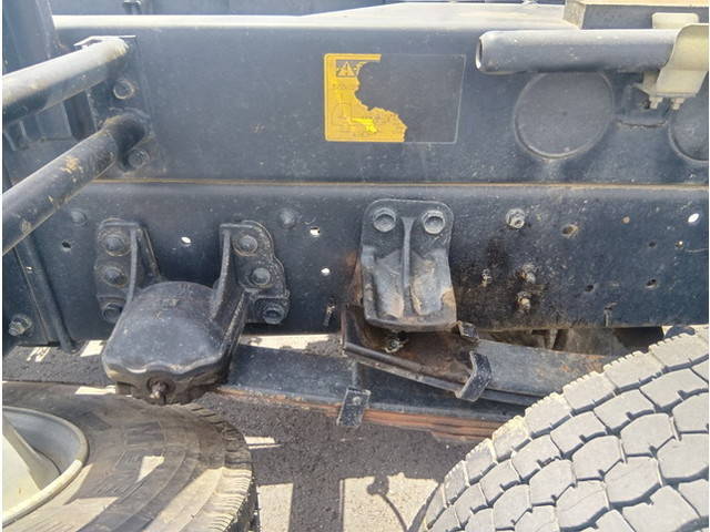 いすゞフォワードダンプ中型（4t）[写真18]