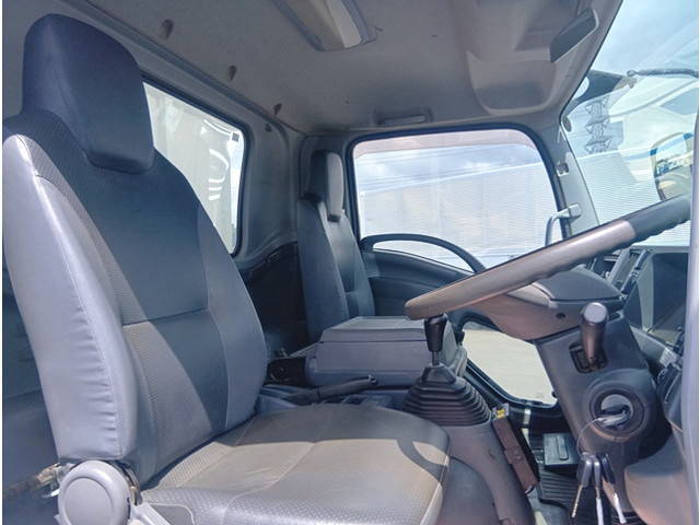 いすゞフォワードダンプ中型（4t）[写真22]